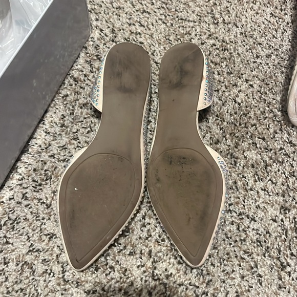 Cute flats - Picture 2 of 5